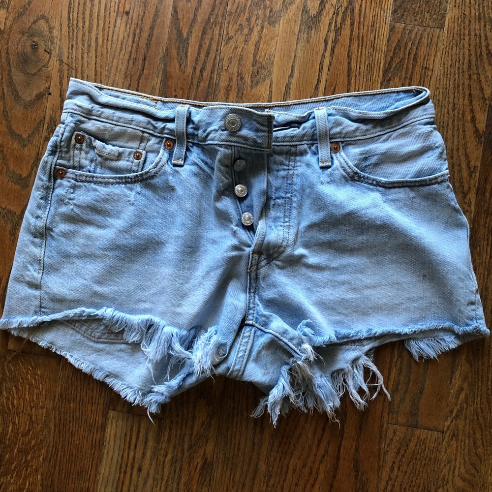 Levi high-waisted Jean shorts